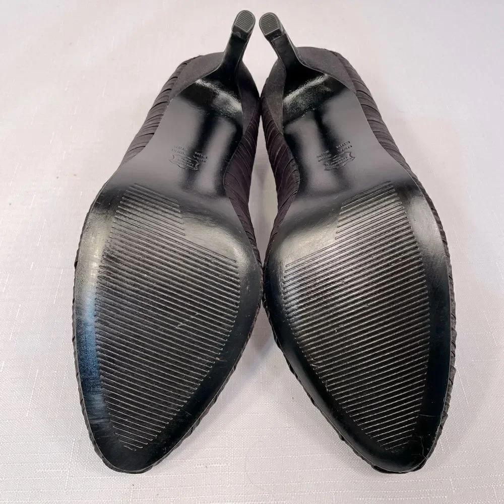 THE TOUCH OF NINA BLACK SATIN 3.5” HEEL SIZE 6.5